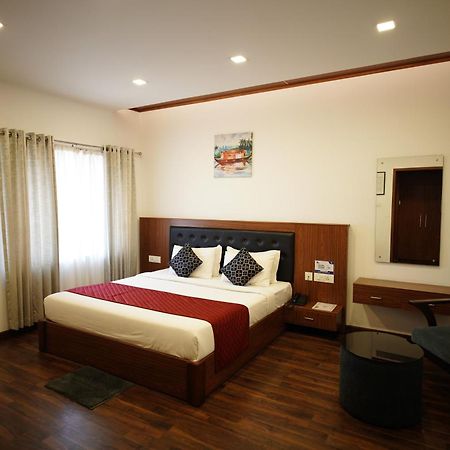 Four N Square Residency Hotel Palakkad Kültér fotó